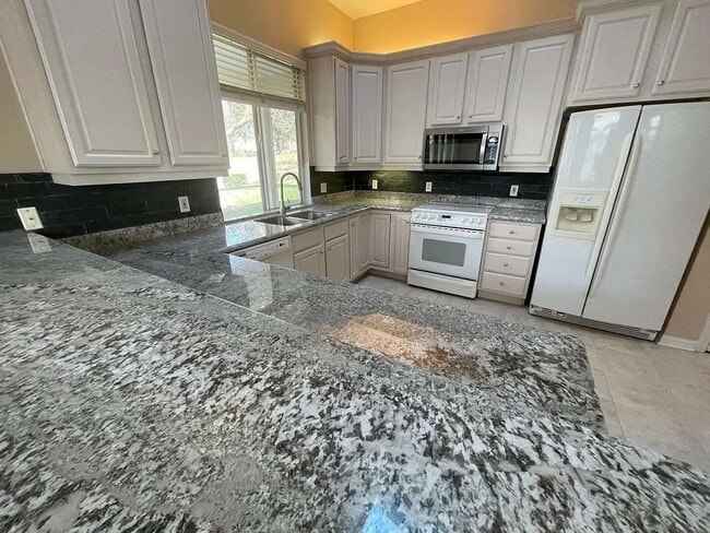 Foto del edificio - 10576 NW 32nd Rd