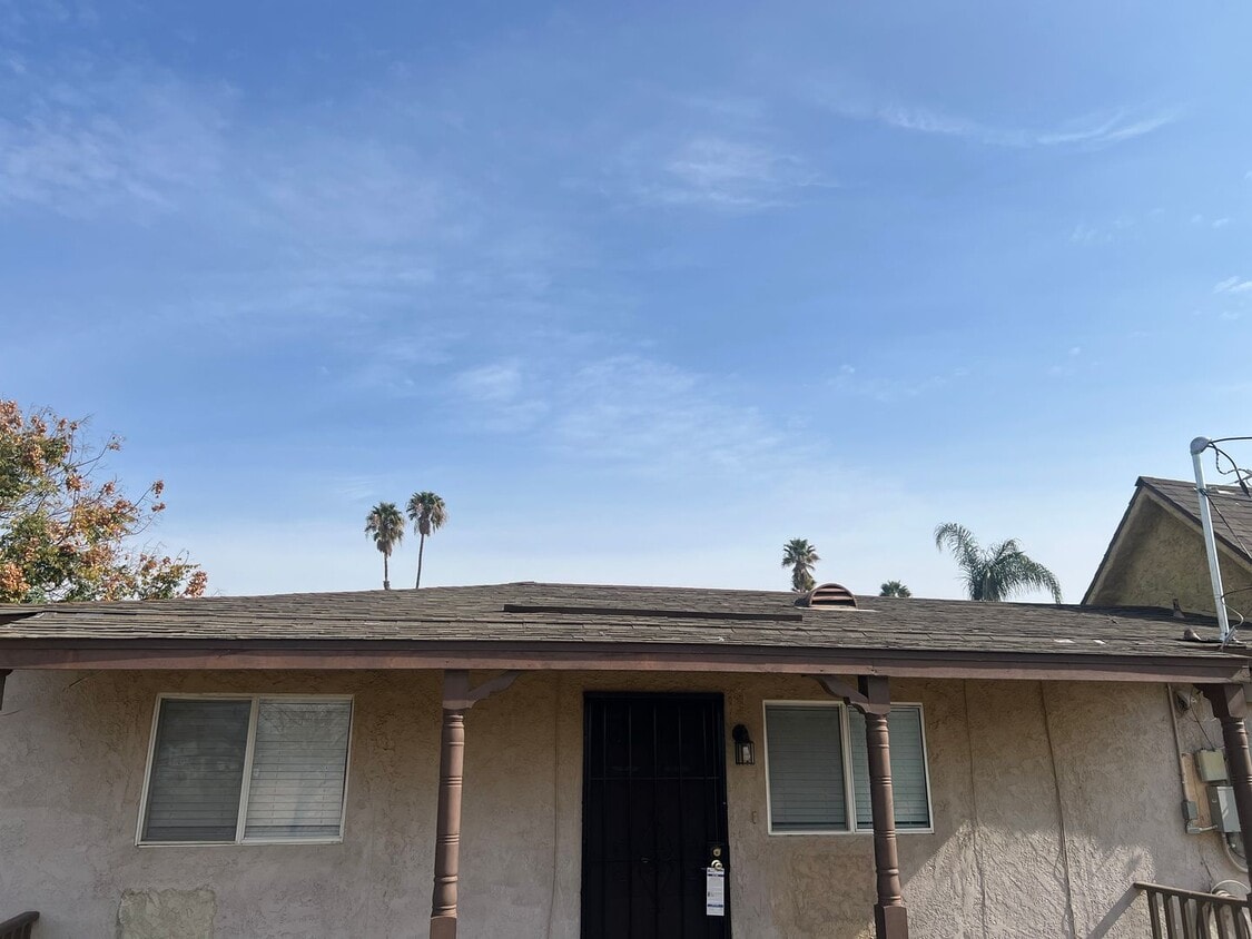 Primary Photo - 10937 Sunnyslope Ave