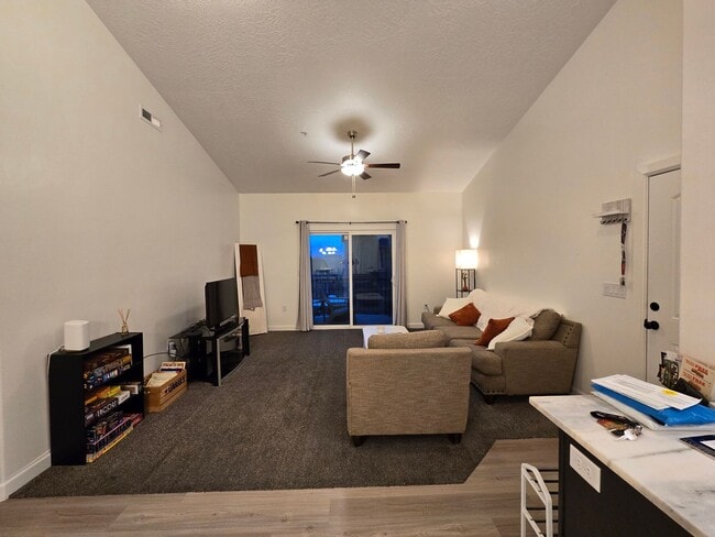 Building Photo - 344 S 740 W