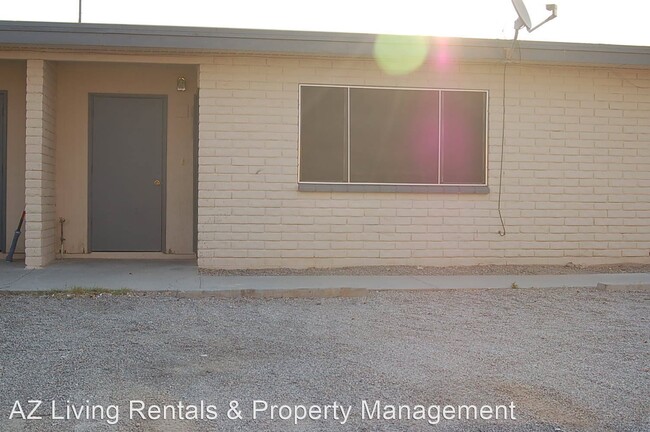 Building Photo - 2241 Sandwood Dr