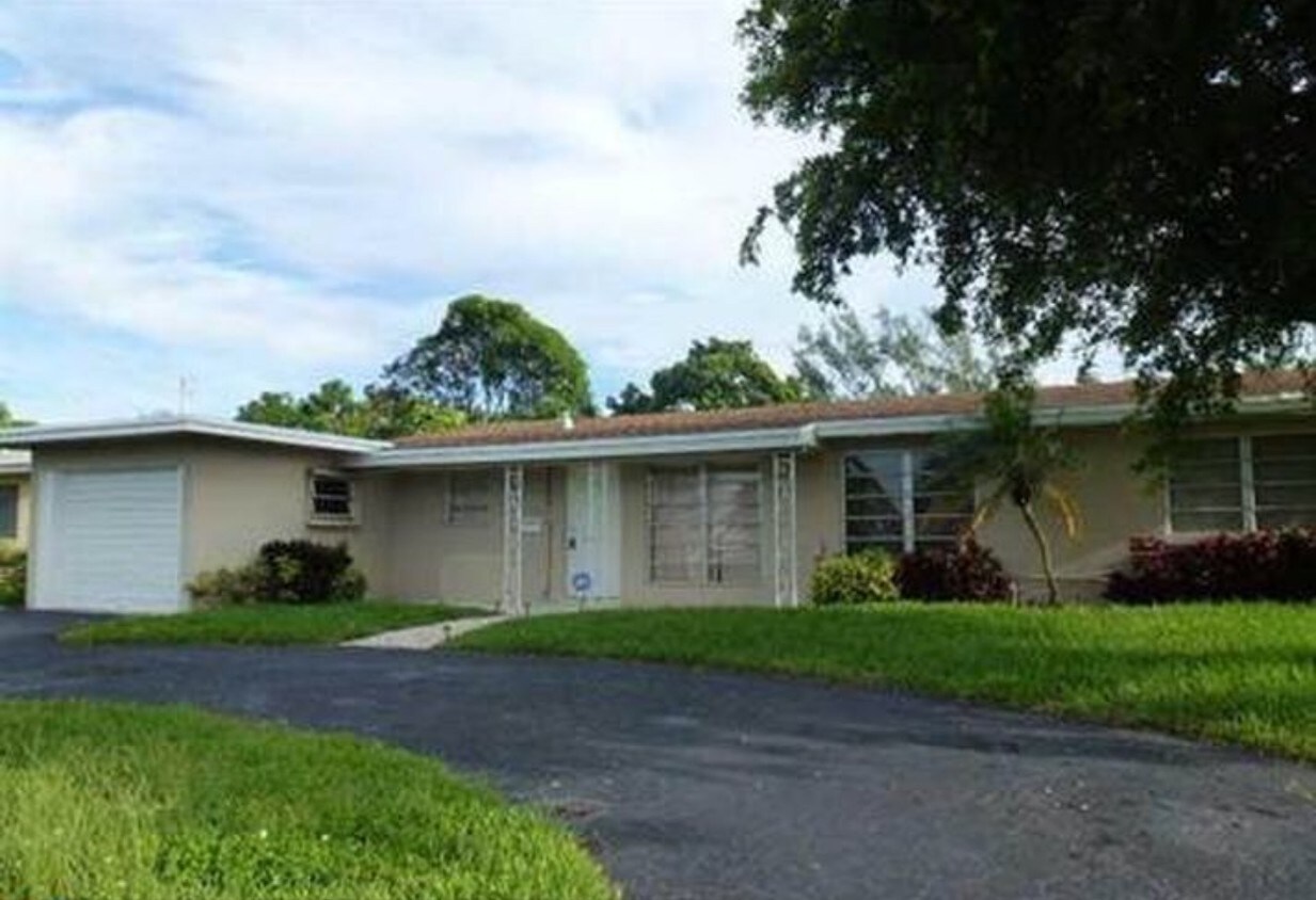 1411 NE 23rd Pl, Pompano Beach, FL 33064 House for Rent in Pompano