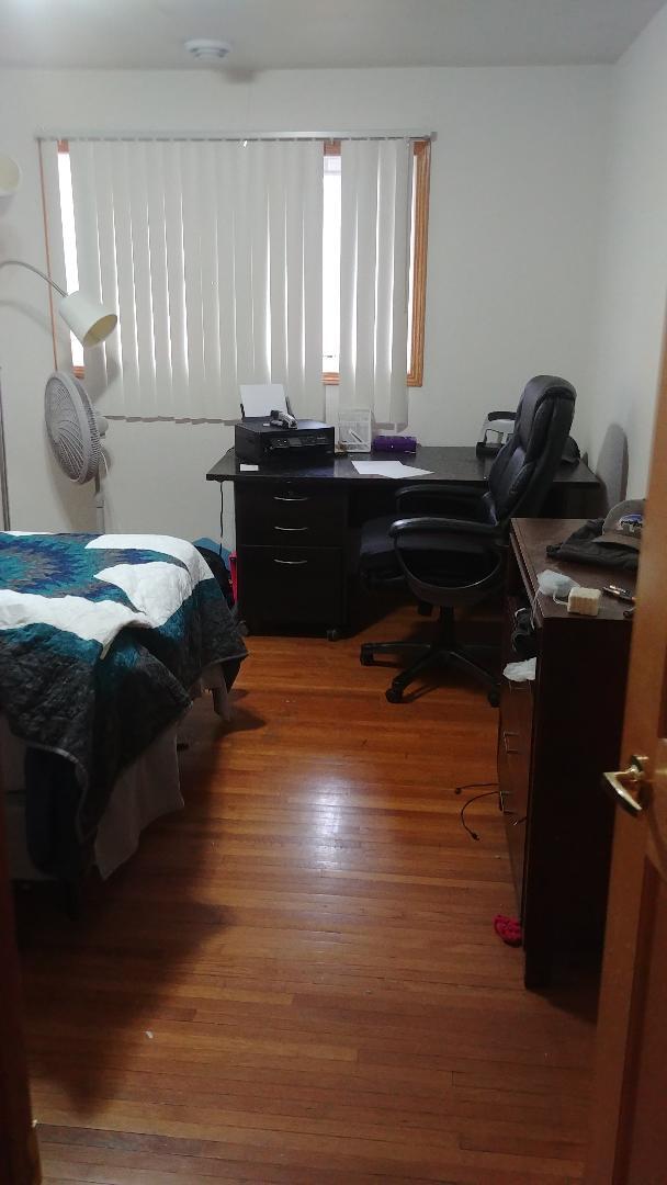 Foto del edificio - 412 E Cedar St