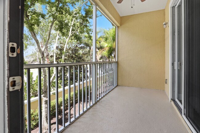 Foto del edificio - 8078 Moonstone Dr