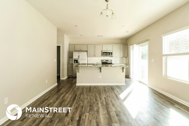 Foto del edificio - 12161 Old Dulin Farms Way