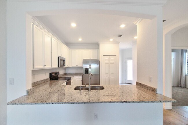 Building Photo - Sarasota National Annual Home for Rent