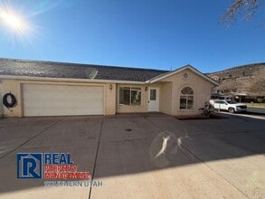 Building Photo - 428 500 W St