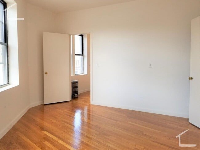 Building Photo - 149 Brighton Ave