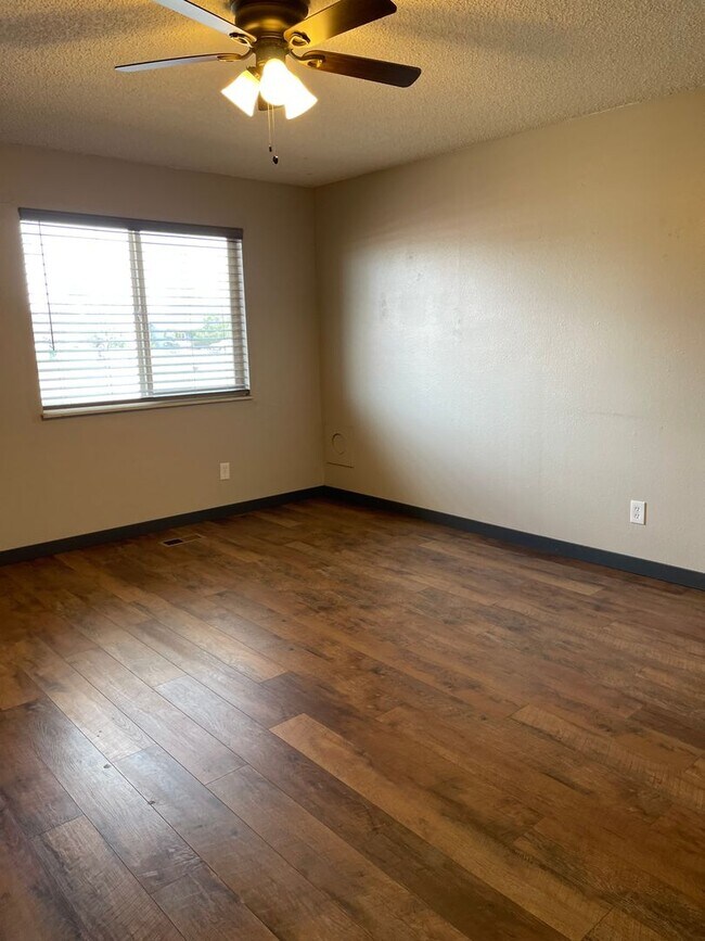 Foto del edificio - 3 Bedroom 1 Bath Home