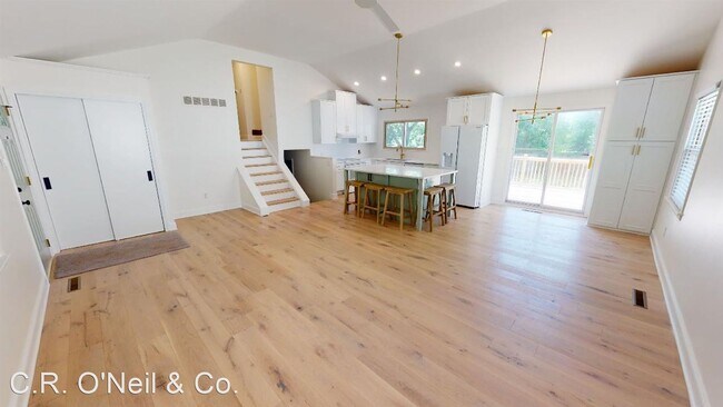 Foto del edificio - 3 br, 2 bath House - 985 Caniff Road