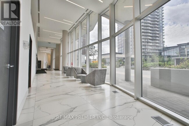 Building Photo - 2908 Hwy 7