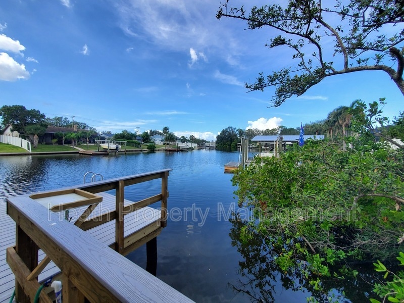 Primary Photo - 308 Lookout Dr