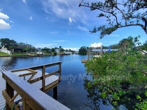 Building Photo - 308 Lookout Dr