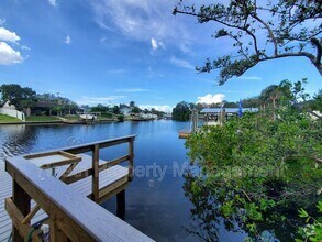Building Photo - 308 Lookout Dr