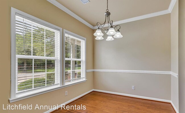 Building Photo - 3 br, 2.5 bath House - 1631 Low Country Pl...