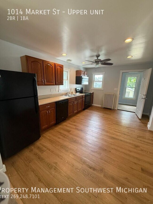 Building Photo - 1014 Market St