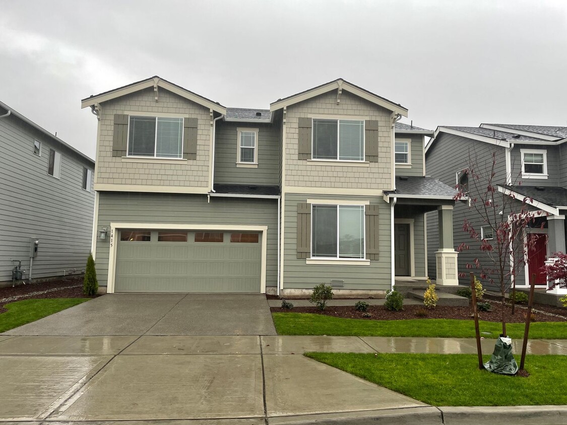 Primary Photo - Beautiful Home in Highly Desired Stewart C...