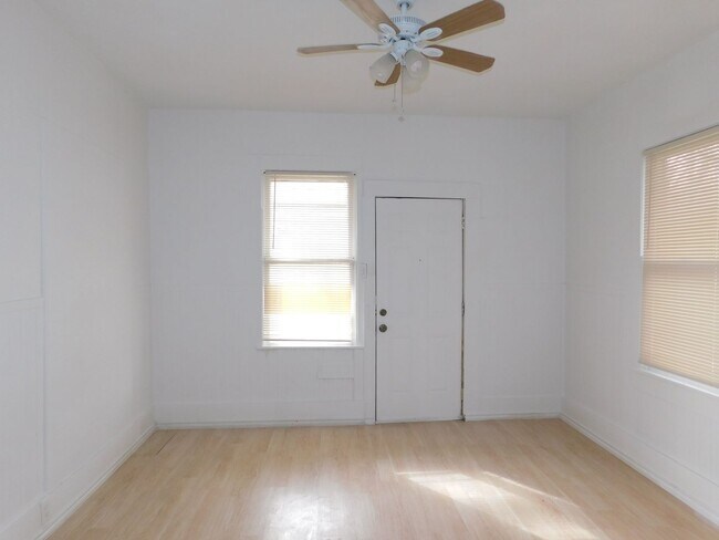 Foto del edificio - Cozy & Convenient Living in San Antonio’s East Side