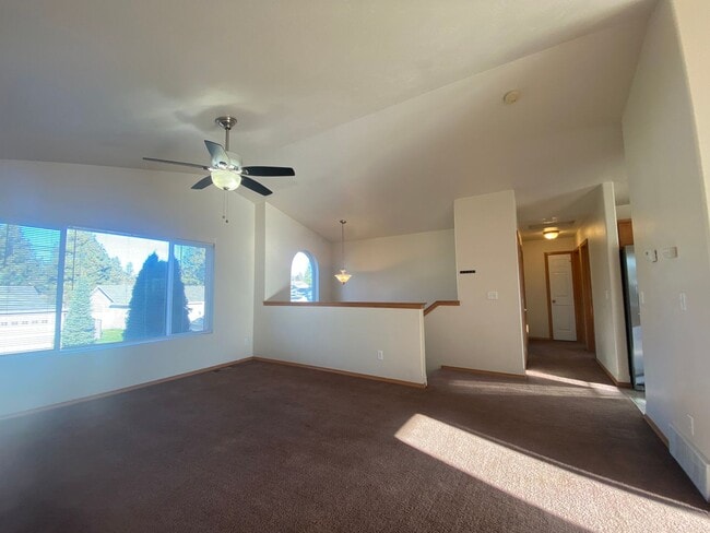 Building Photo - Single Family Home for Rent - 4 Bedroom, 2 Bathroom Located in Cheney!