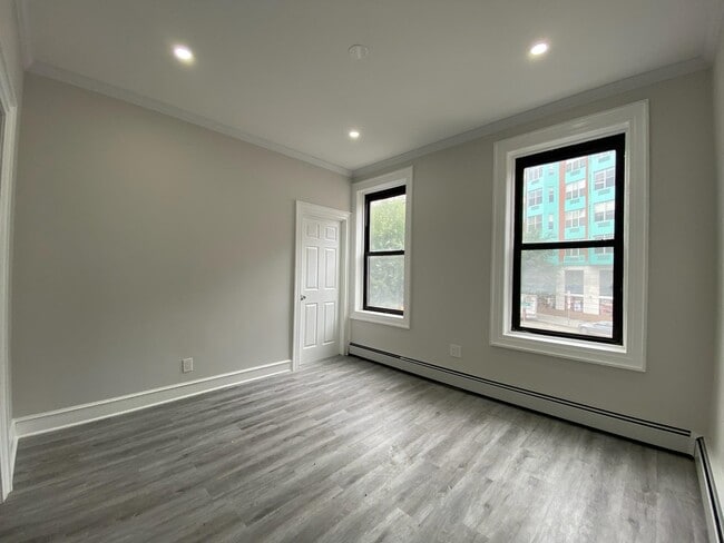 Foto del edificio - 338 2nd St