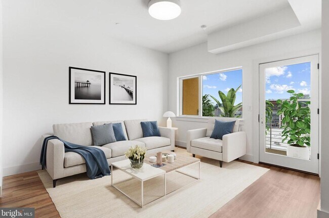 Photo - Extra Large Studio w/ Balcony in Brewerytown! Apartment