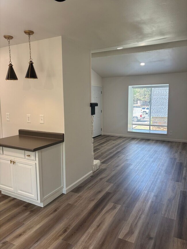 Foto del edificio - Charming 1BR Condo in Tulsa