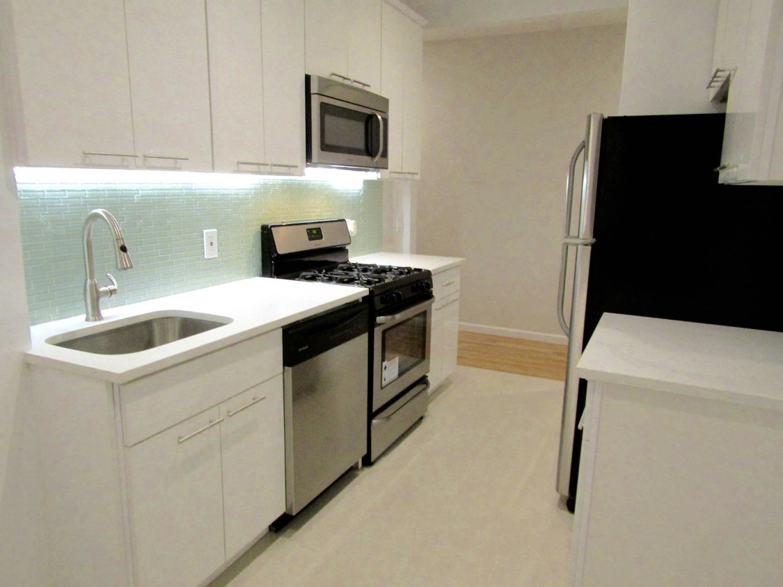 Primary Photo - 274 W 140th St