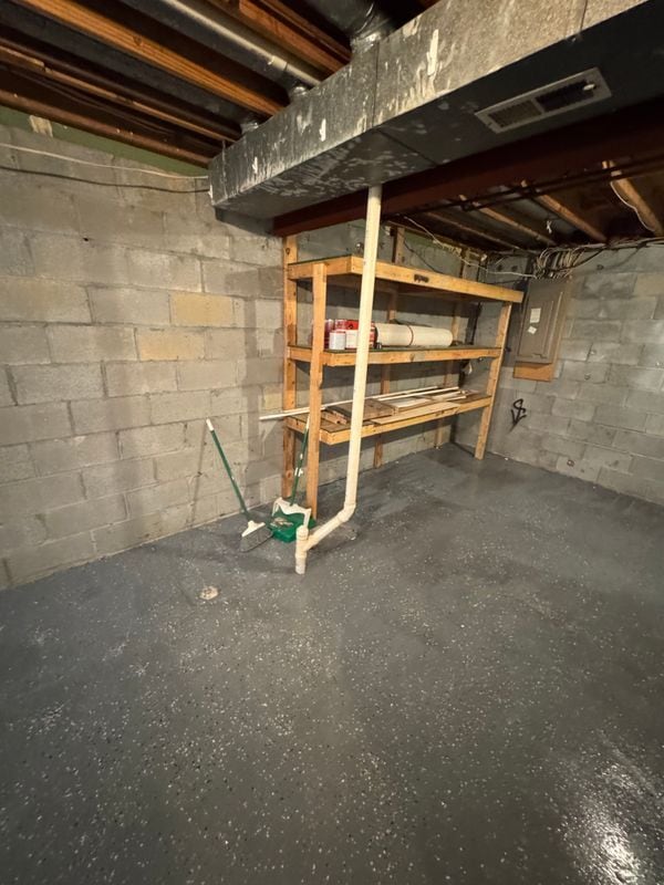 Building Photo - 9730 Red Clover Ct