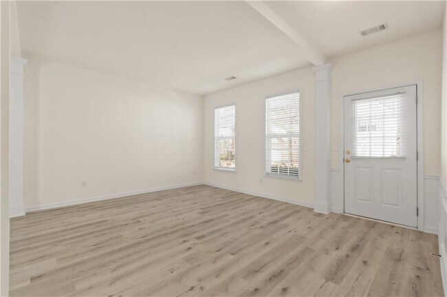 Foto del edificio - 915 Wendlebury Ct