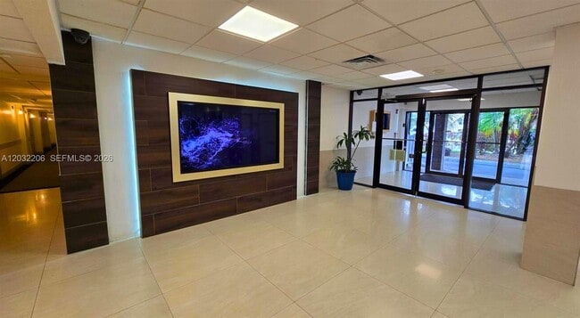 Foto del edificio - 4164 Inverrary Dr