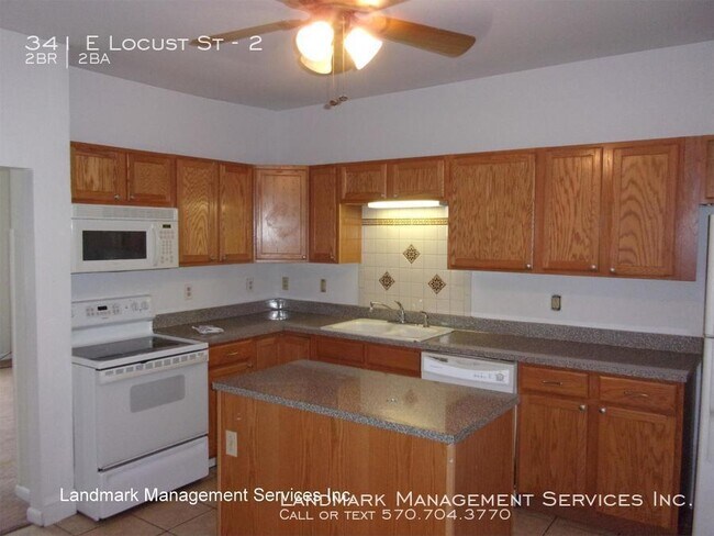 Foto del edificio - 341 E Locust St