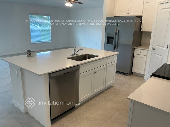 Foto del edificio - 20379 Copeland Ave