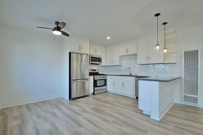 Foto del edificio - 1335 Manhattan Beach Blvd