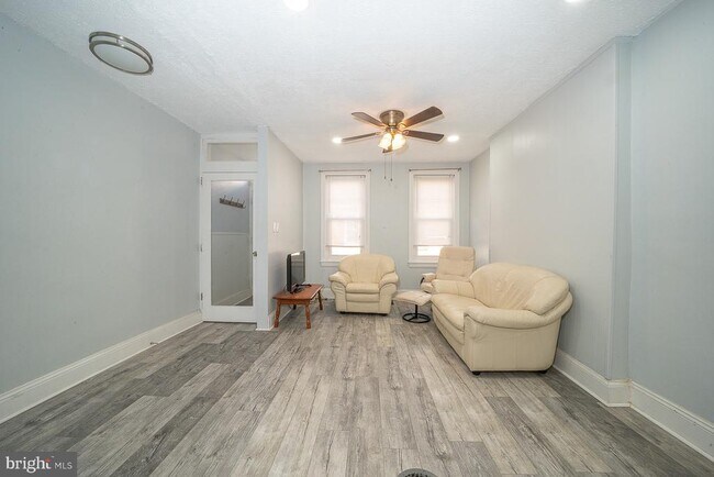 Building Photo - 4522 Smick St