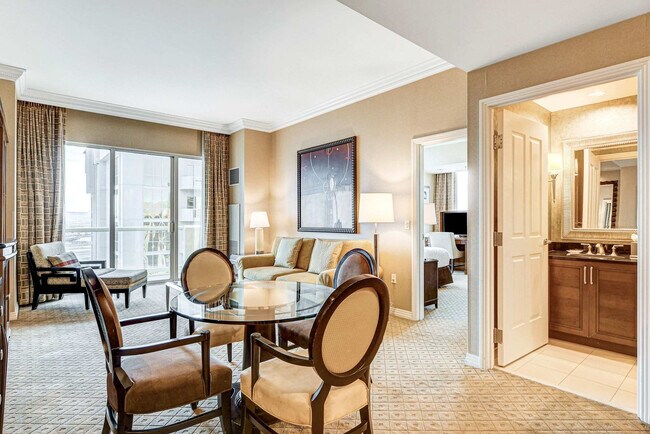 Foto del edificio - 135 E Harmon Ave