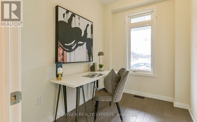 Building Photo - 35 Divers Rd