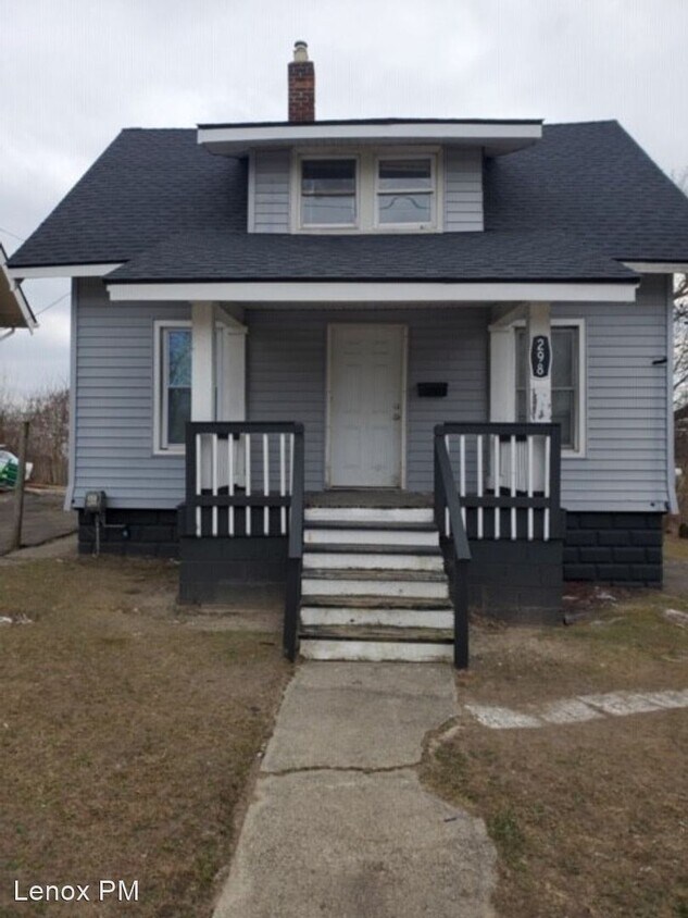 Primary Photo - 3 br, 2 bath House - 298 Central