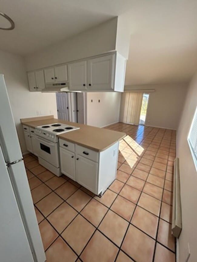 Foto del edificio - 938 N Belvedere Ave
