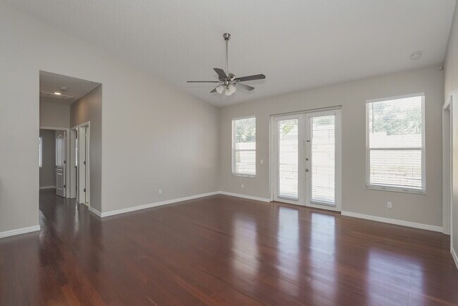 Building Photo - 5221 Watson Rd