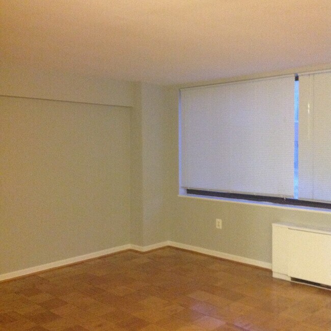 Living Area - 2030 F St NW