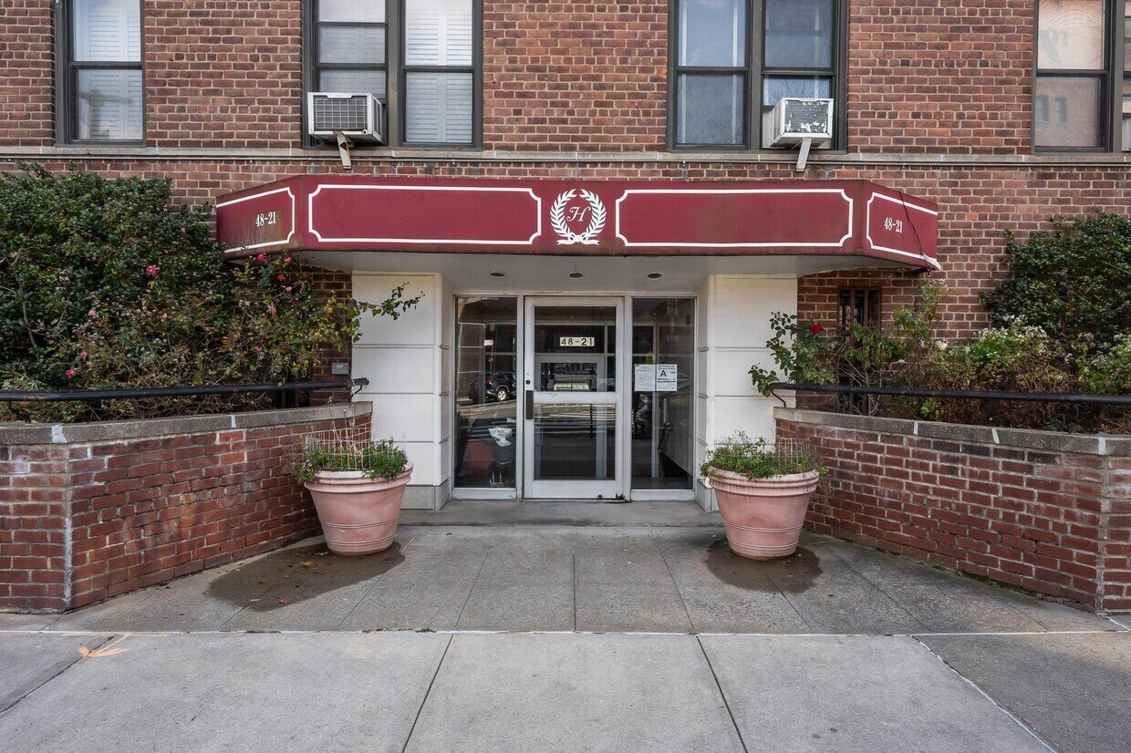 Foto del edificio - 48-21 40th St