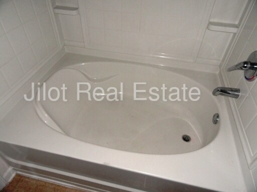 Building Photo - 4467 Watson Ridge Dr