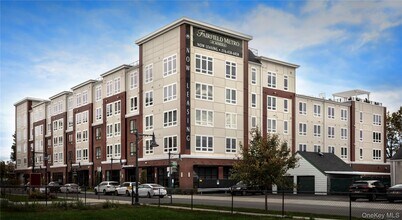 Building Photo - 116 Searing Ave