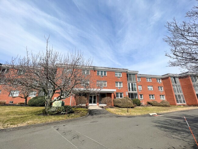 Building Photo - 181 Melba St