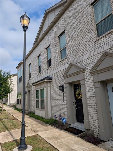 Building Photo - 1924 Bel Air Dr