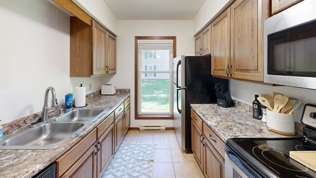 Natural Light - High Point Commons Apartments Natural Light - High Point Commons Apartments