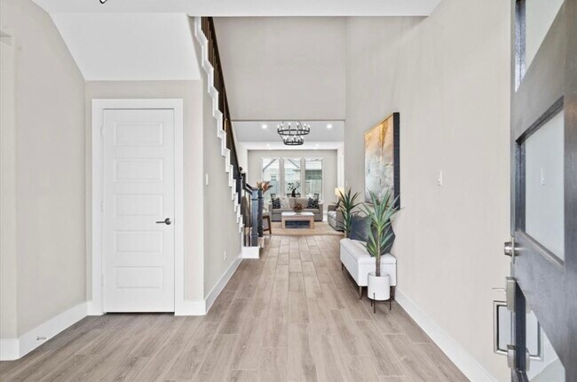 Foto del edificio - 24915 Heather Glade Trail