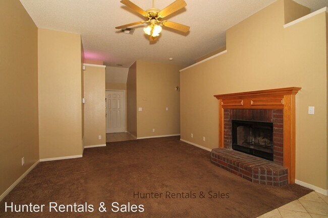 Building Photo - 3 br, 2 bath House - 3613 Christie Dr