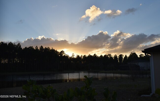 Foto del edificio - 55 Hampsted Ct