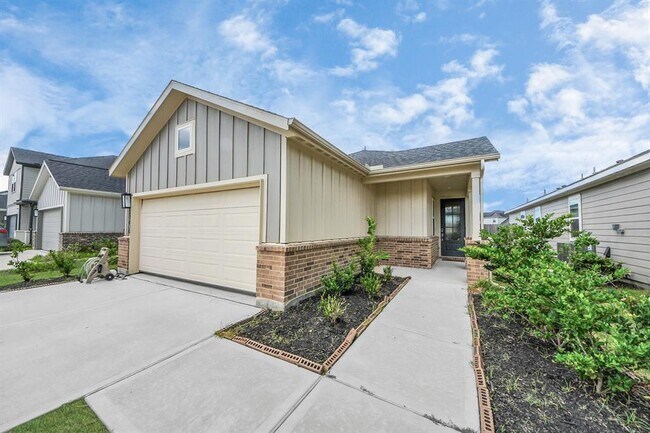 Building Photo - 21630 Heather Elm Dr