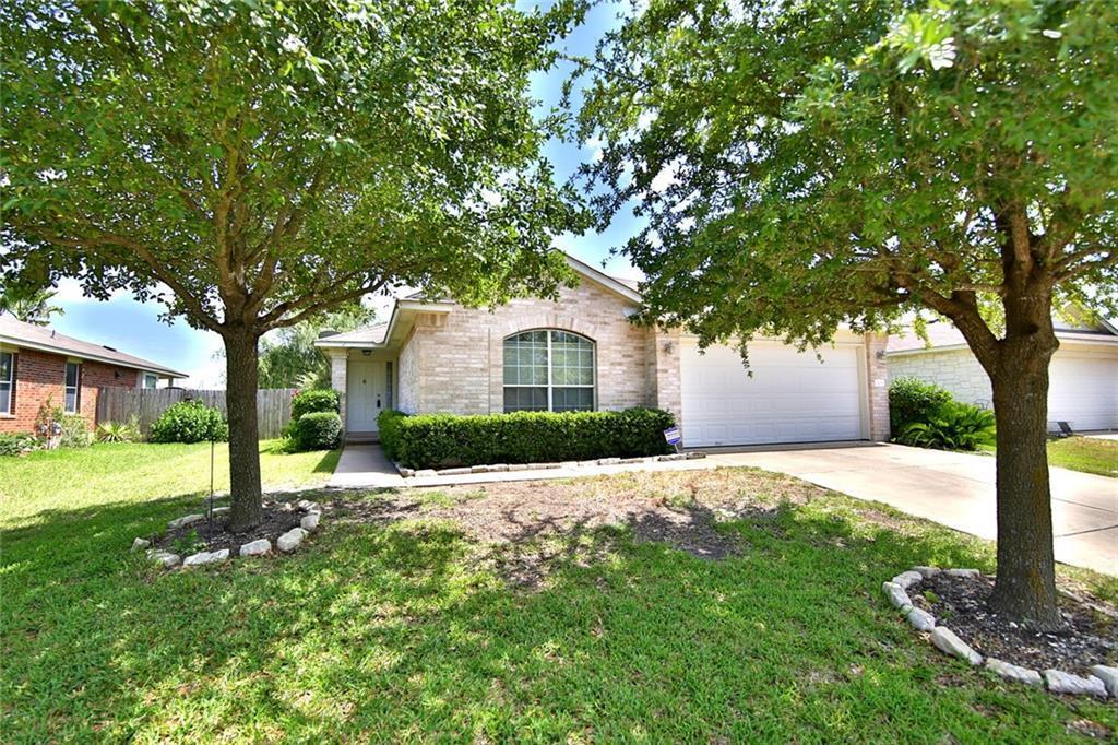 Foto principal - BEAUTIFUL 3 BEDROOMS / 2 BATH HOME IN SETTLERS CROSSING